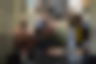 Brigette Lundy-Paine, Keir Gilchrist, Michael Rapaport y Jennifer Jason Leigh en Atypical