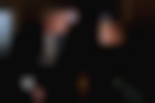 Colin Farrell y Ezra Miller en Fantastic Beasts and Where to Find Them