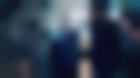 Sofia Hublitz, Laura Linney, Jason Bateman y Skylar Gaertner en Ozark