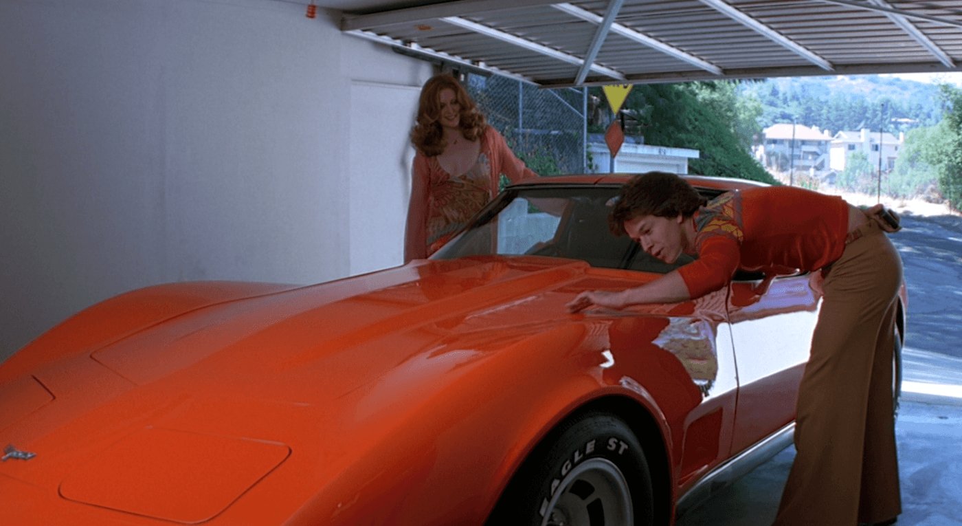 Julianne Moore y Mark Wahlberg en Boogie Nights