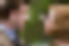 John Krasinski y Mandy Moore en License to wed