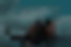 Julian Edwards y Sandra Bullock en Bird Box