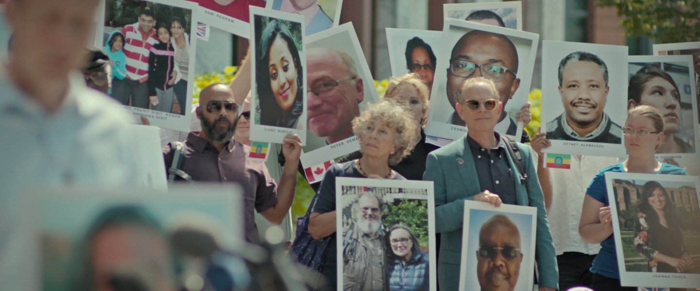 Trailer de Downfall: The Case Against Boeing