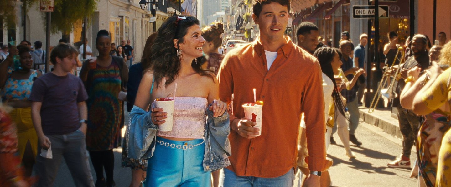 Trailer de People We Meet on Vacation